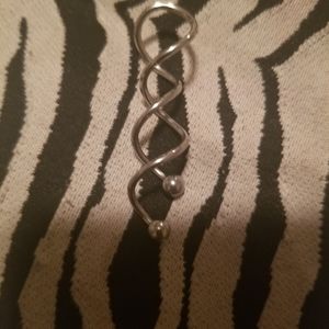 Corkscrew belly ring